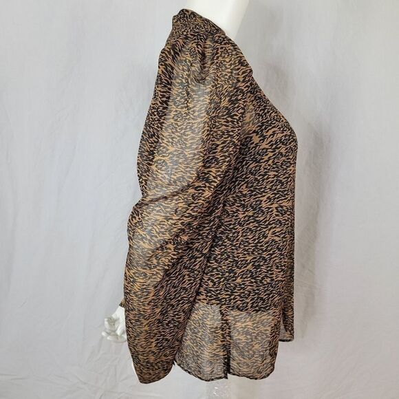 Ted Baker Chiffon Animal Print Exaggerated Shoulder Button Front Blouse Size 3 - Picture 2 of 10